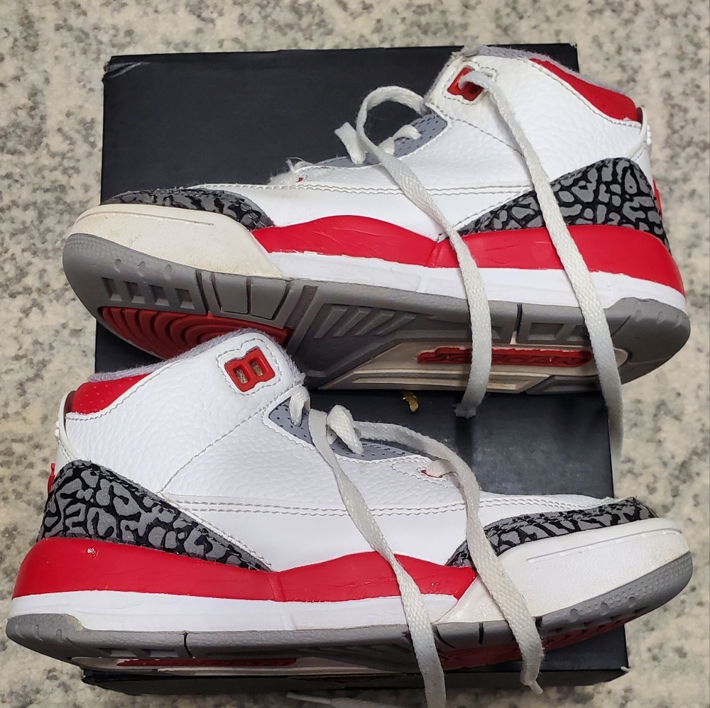 Air Jordan 3 Retro